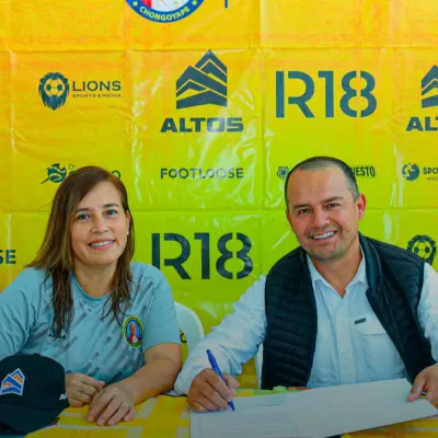Imagen de Club Juan Pablo II College firma convenio estratégico con la empresa ALTOS por los años 2025 y 2026