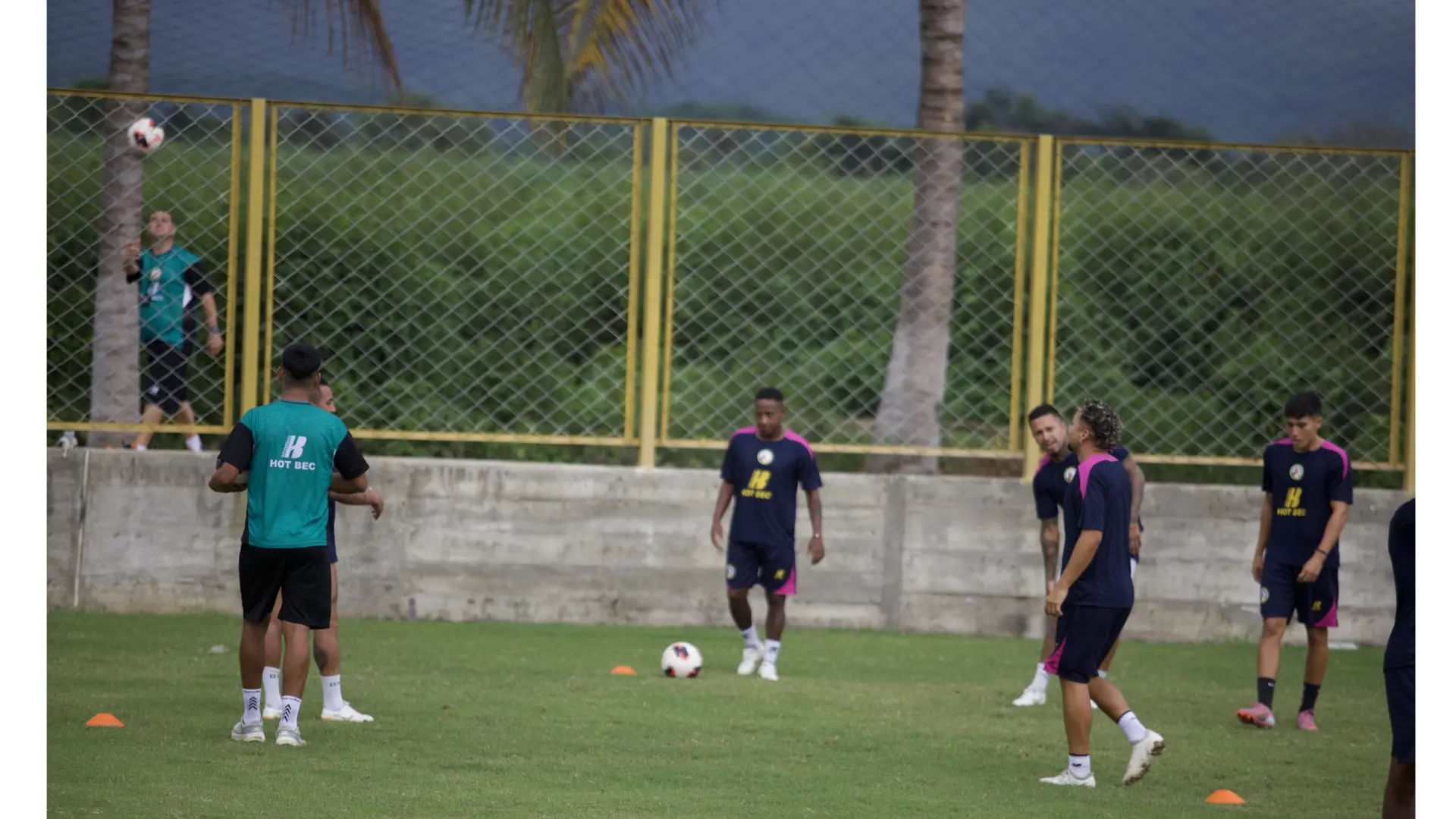 Imagen de JUAN PABLO ll SE PREPARA PARA UN NUEVO DESAFÍO EN TARMA back