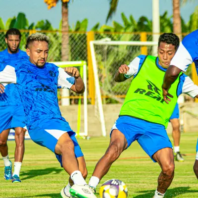 Imagen de Fútbol, fuerza y fe... las tres "f" del plantel juanpablino